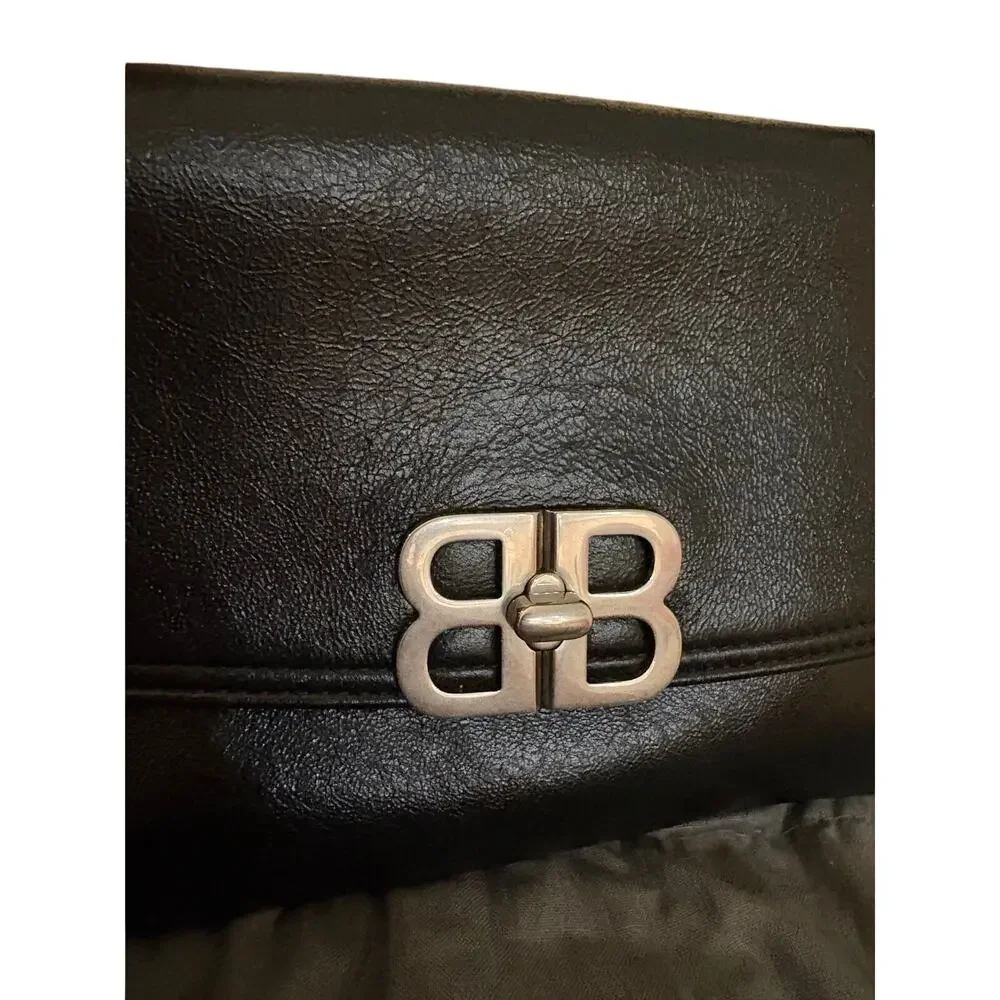 Balenciaga BB Soft Flap Smartphone Crossbody Bag Black Leather Dust Bag - Picture 10 of 15